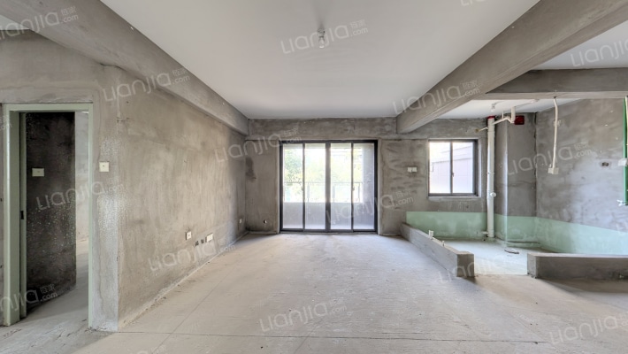 霞镜新城四区二手房实景图