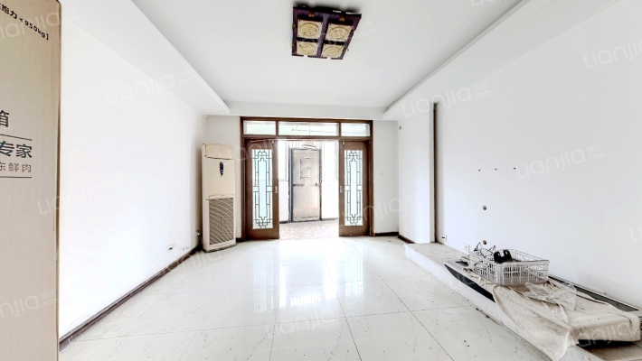 浪琴水岸花园(公寓)二手房实景图