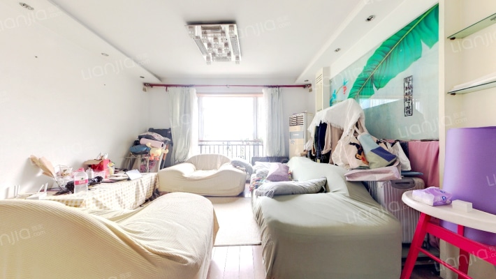 会所花园二手房实景图