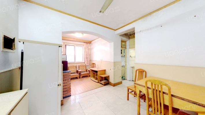 医政路二手房实景图