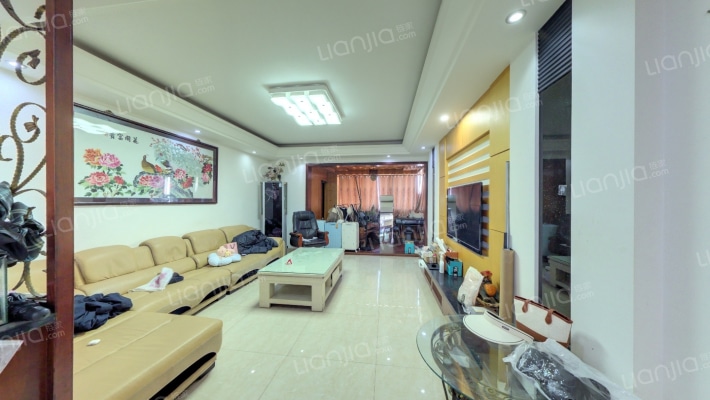 迎新佳苑二手房实景图