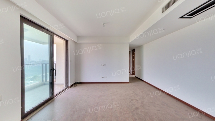 朗诗乐府领峯二手房实景图