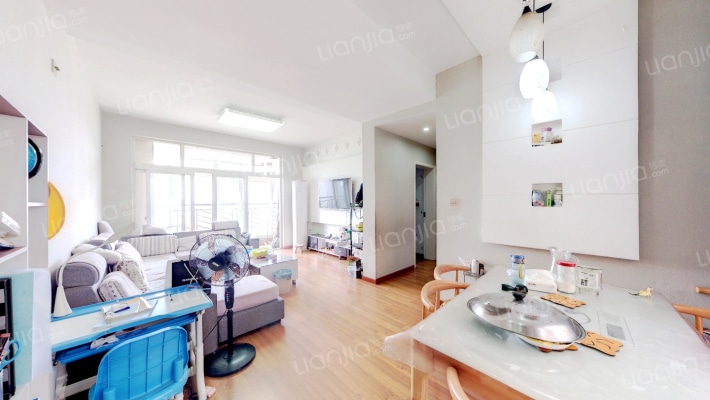 顺和康城B区二手房实景图