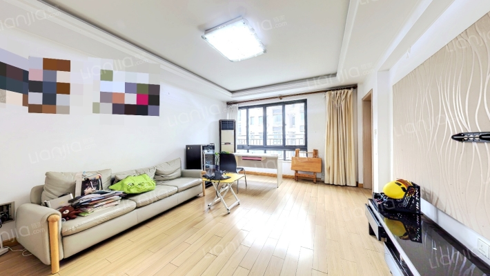 城市风景二手房实景图