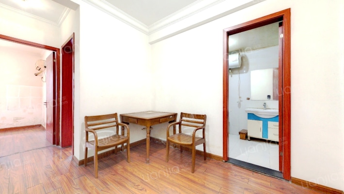 新和嘉苑二手房实景图