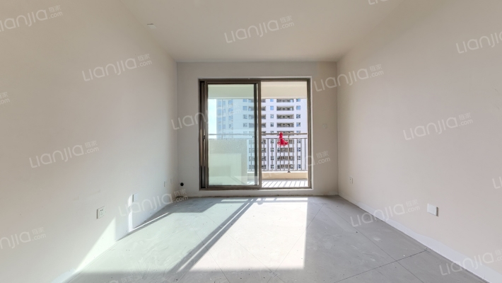 绿地新里海源名邸二手房实景图