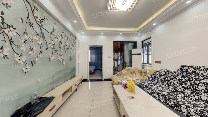 港通山水华庭二手房实景图