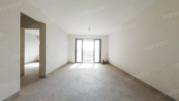 美的城二手房实景图