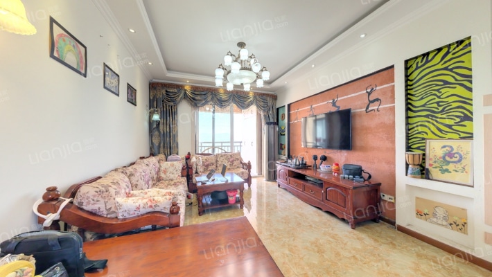 融汇半岛香缇漫山二手房实景图