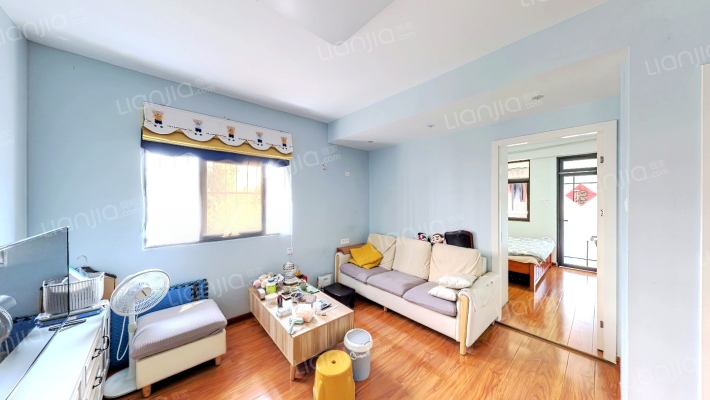 西凤小区二手房实景图