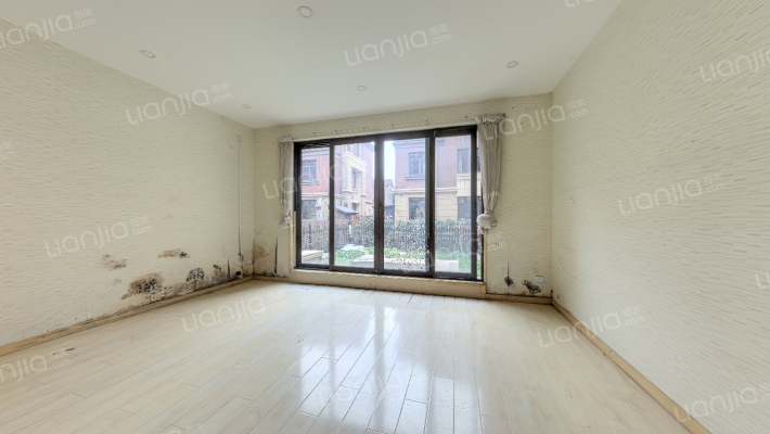 保利叶语一期(别墅)二手房实景图