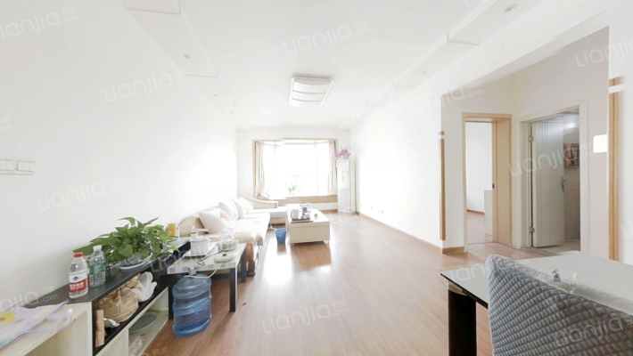 桂湖河畔南区二手房实景图