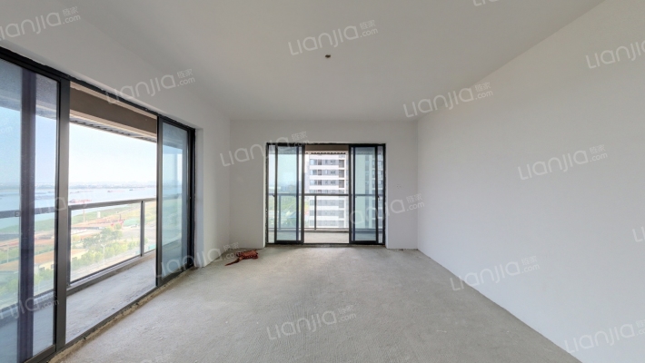 莫奈公馆C区二手房实景图