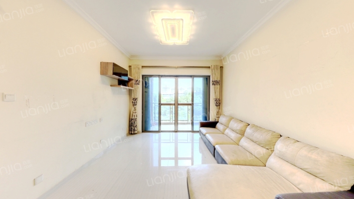 雅瑶绿洲二手房实景图