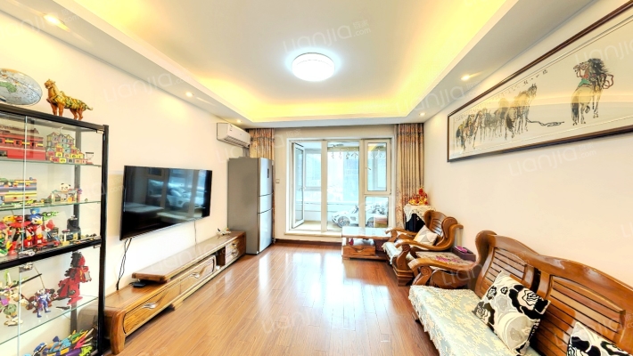 万科郁金香花园二手房实景图