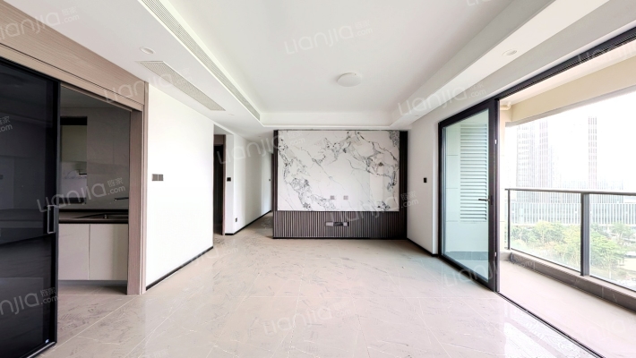 龙湖颐天康养天曜二手房实景图