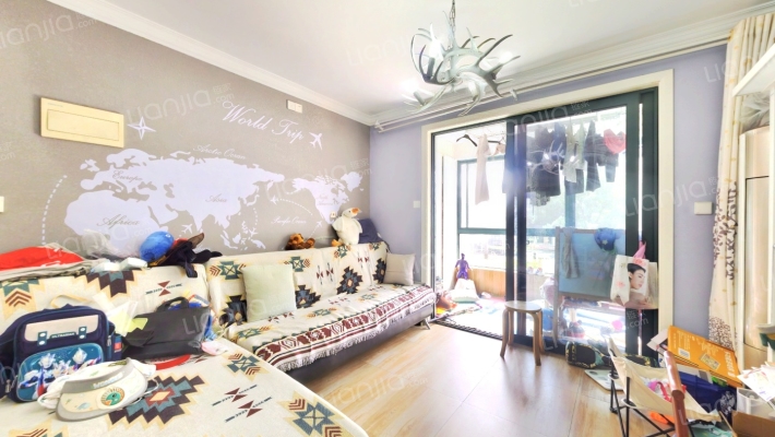 摩卡小城二手房实景图