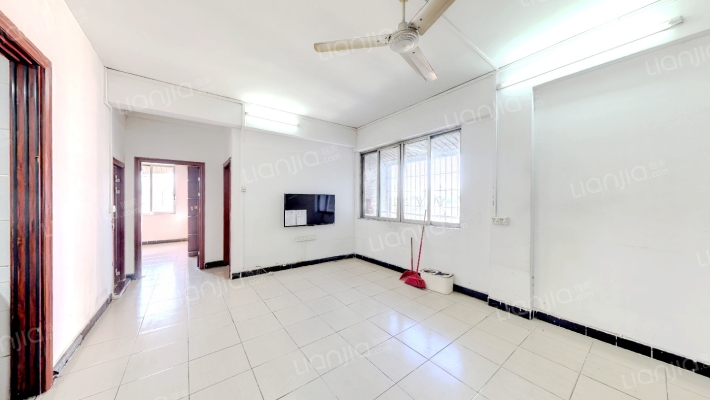 西南街第十四小区二手房实景图