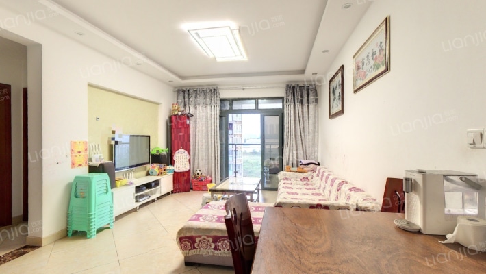 东衡槟城二手房实景图