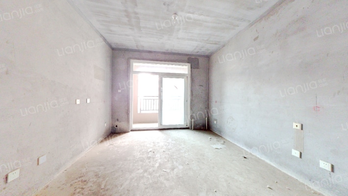 绿都褐石街区二手房实景图