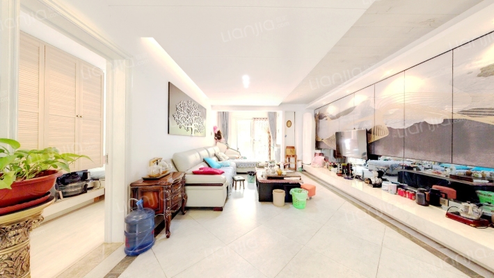 臻园二手房实景图