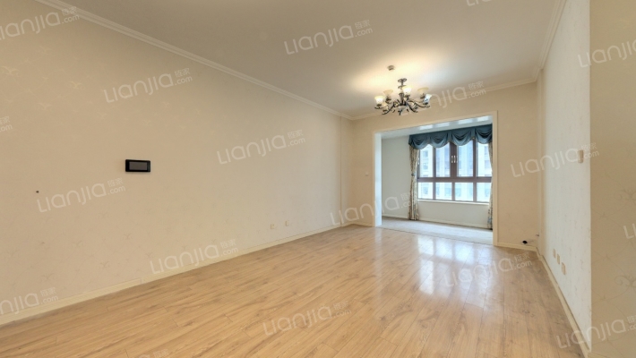 保利中心二手房实景图