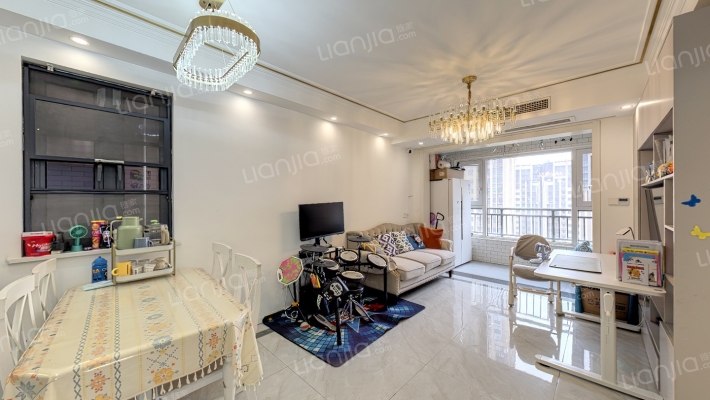 汇悦天地一二期二手房实景图