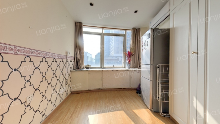 时代晶华二手房实景图