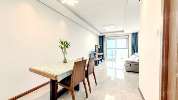 港湾江城二期二手房实景图