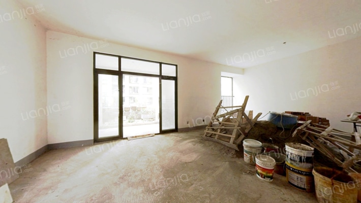 凤凰湾驭府二手房实景图