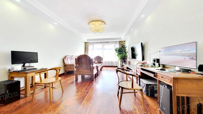 奥林小镇二手房实景图