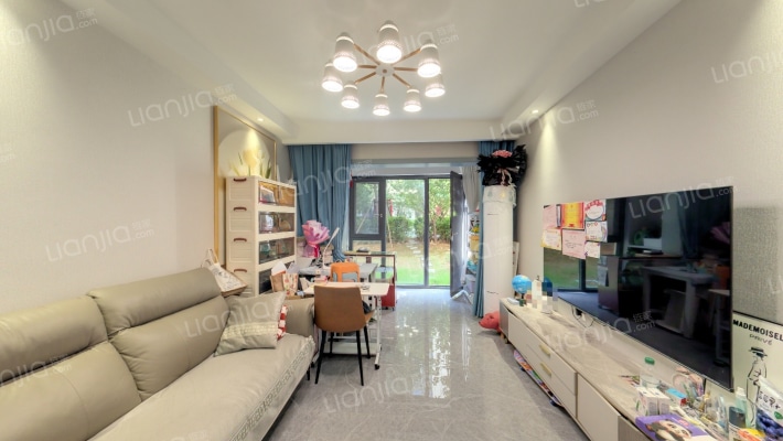 阳光100凤凰街二手房实景图