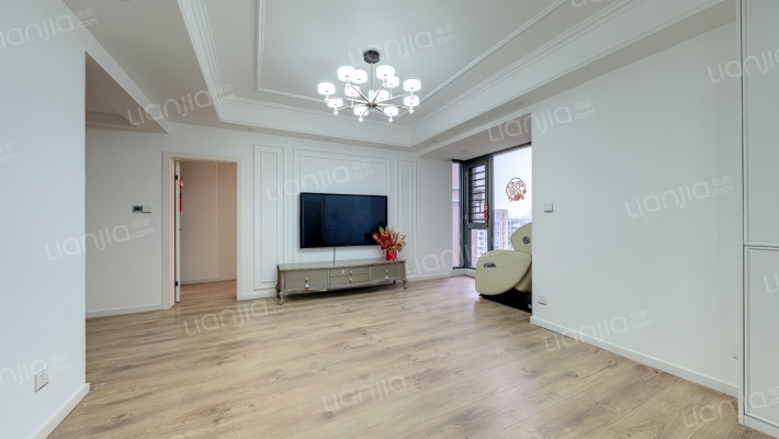 翡翠城五期二手房实景图