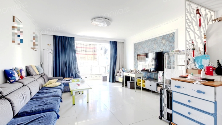 边防小区二手房实景图