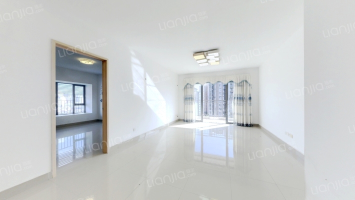 富力新居二手房实景图