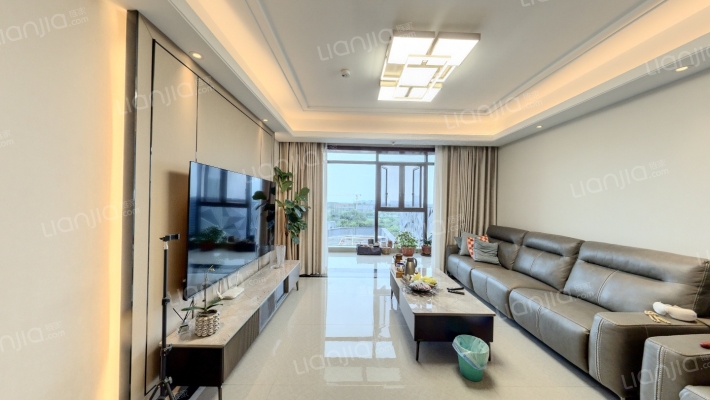 绿地新里城三期二手房实景图