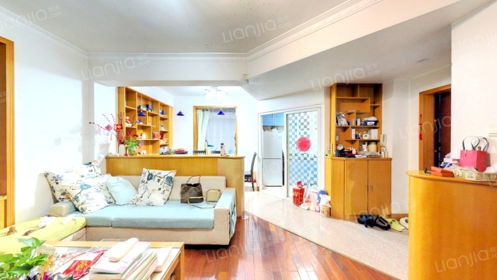 湖前兰庭二手房实景图