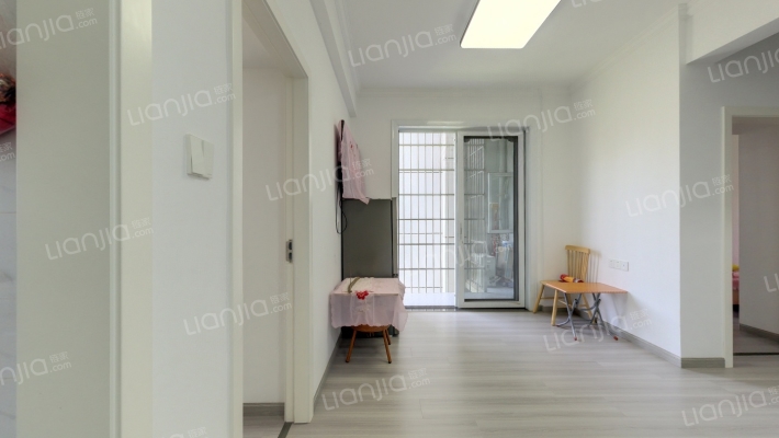 赫山家园二手房实景图