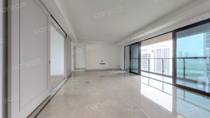 怡心湖岸一期二手房实景图