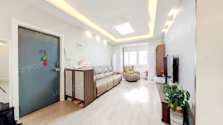 纬三路9号院二手房实景图