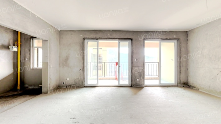 财信中梁华府二手房实景图