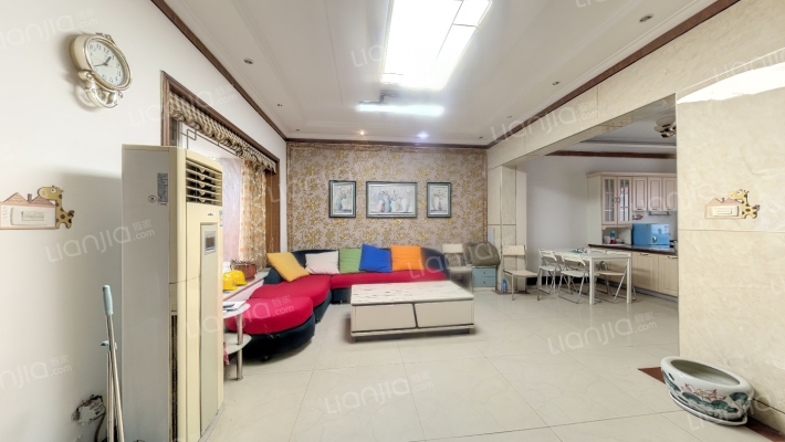 西山花园别墅二手房实景图