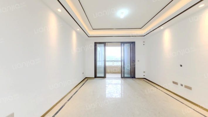 绿地珑玥府二手房实景图