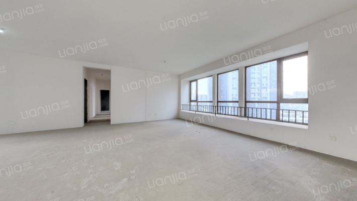 戛纳湾金棕榈二手房实景图