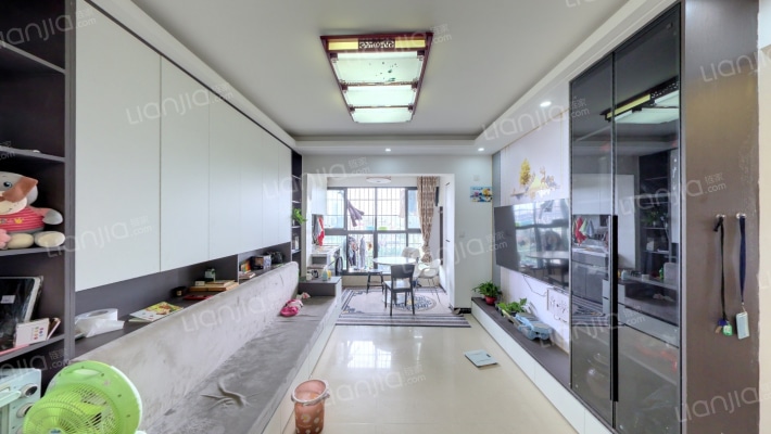 海伦堡海伦春天二手房实景图