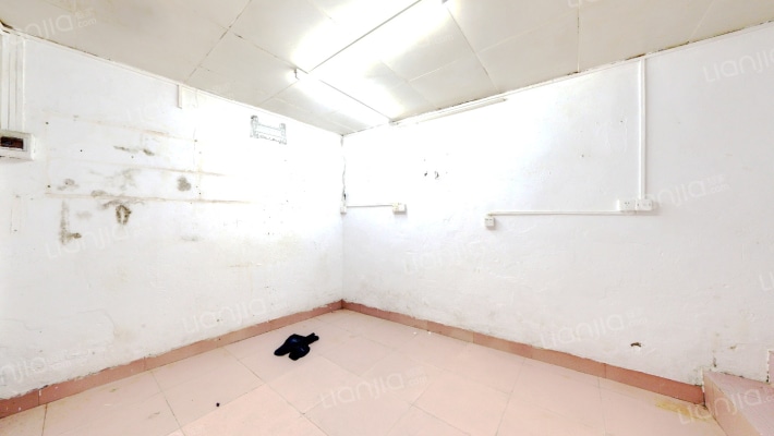 康王南路二手房实景图