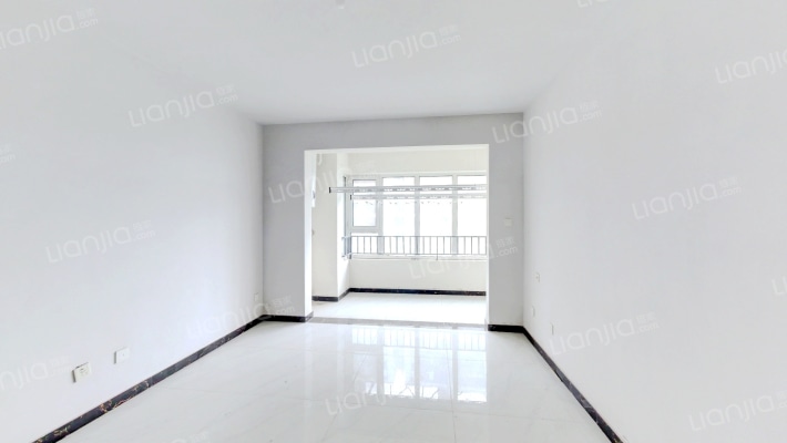 新城和昌湖畔樾山二手房实景图