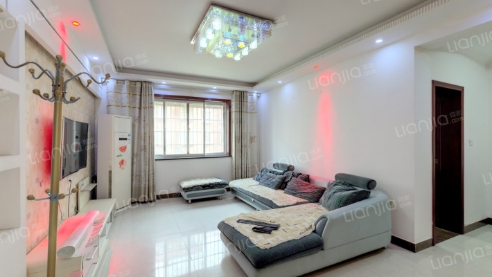 华城铂宫二手房实景图