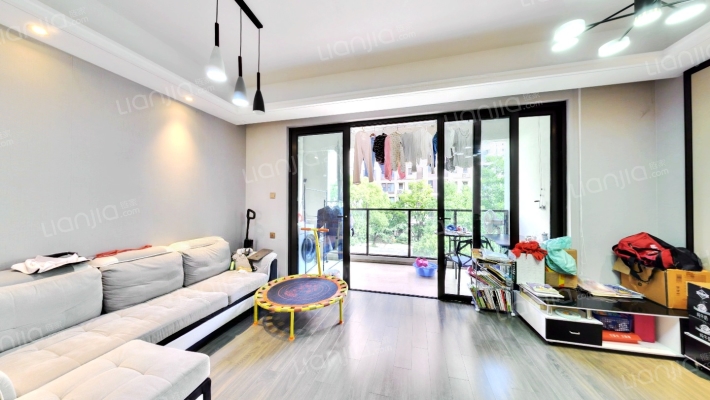 虹桥金茂悦一期二手房实景图