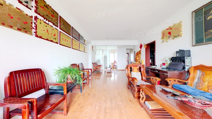 橘郡万绿园二手房实景图